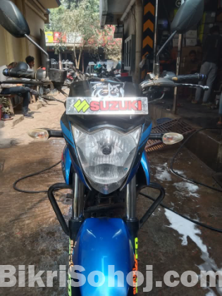 Suzuki Gixxer